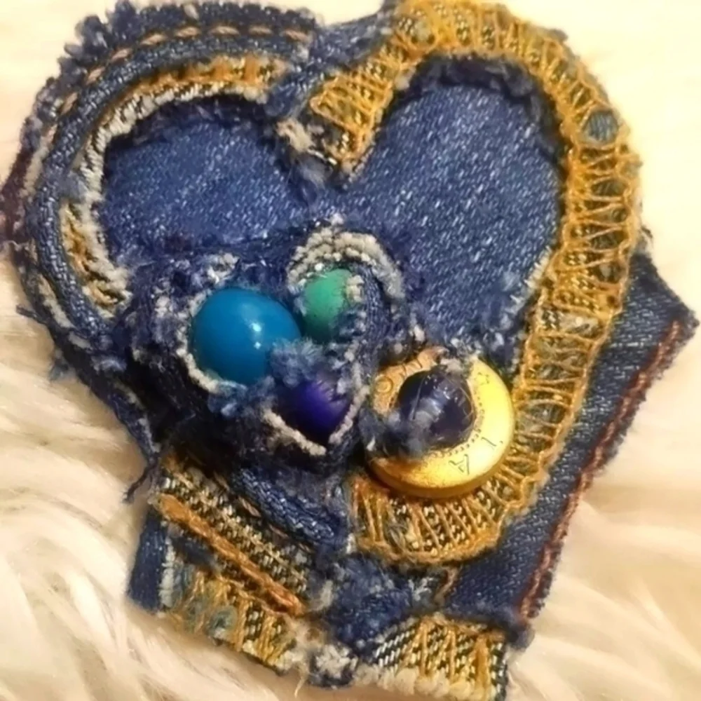 Tasty Raw Edge Denim LOVE-LI 